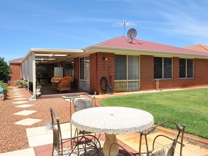 177 Bertram Road, Bertram WA 6167