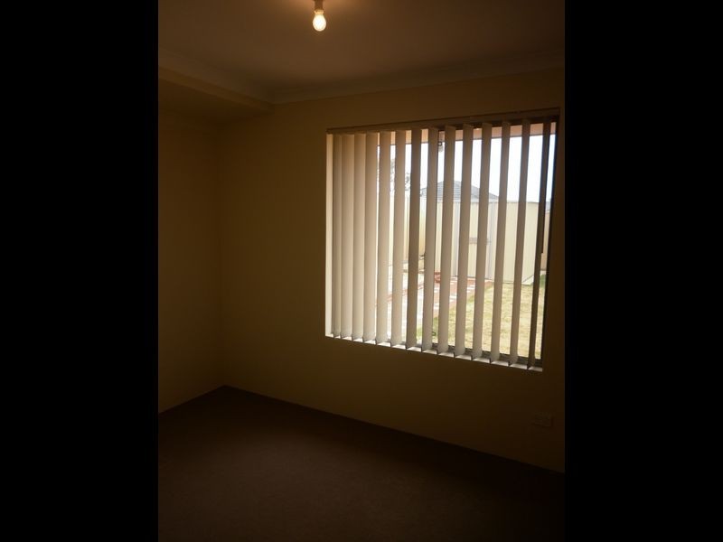 60 Cheltenham Loop, Bertram WA 6167