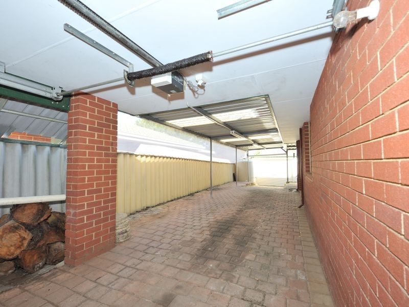 7 Salter Place, Parmelia WA 6167