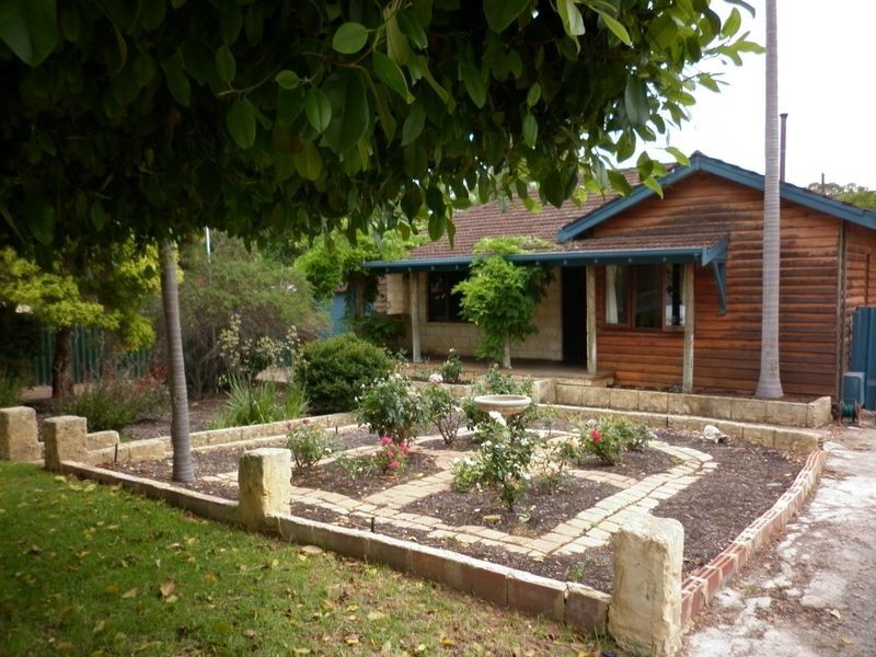 72 Crabtree Way, Medina WA 6167