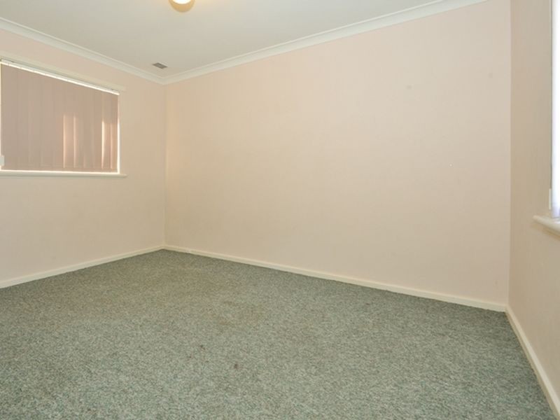 36 Maydwell Way, Calista WA 6167