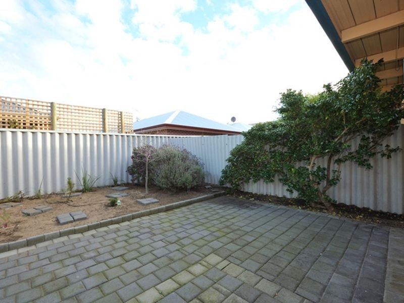 36 Maydwell Way, Calista WA 6167