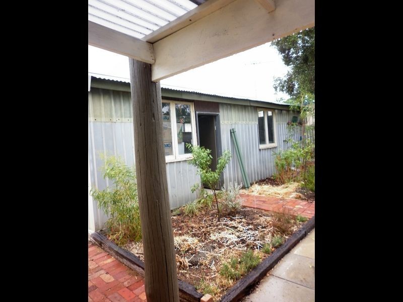 15 Hoyle Road, Medina WA 6167