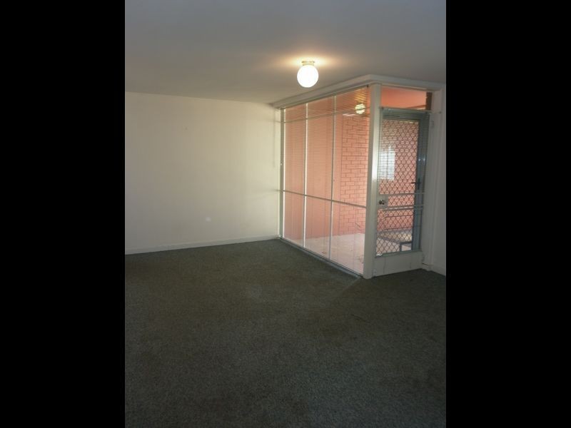11/30 Kenton Way, Calista WA 6167
