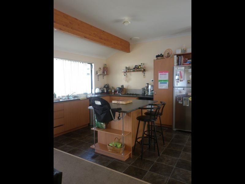 16 Fitzsimmonds Place, Leda WA 6170