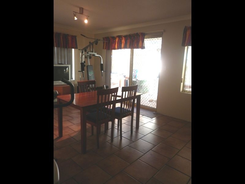 6 Enlie Lane, Warnbro WA 6169