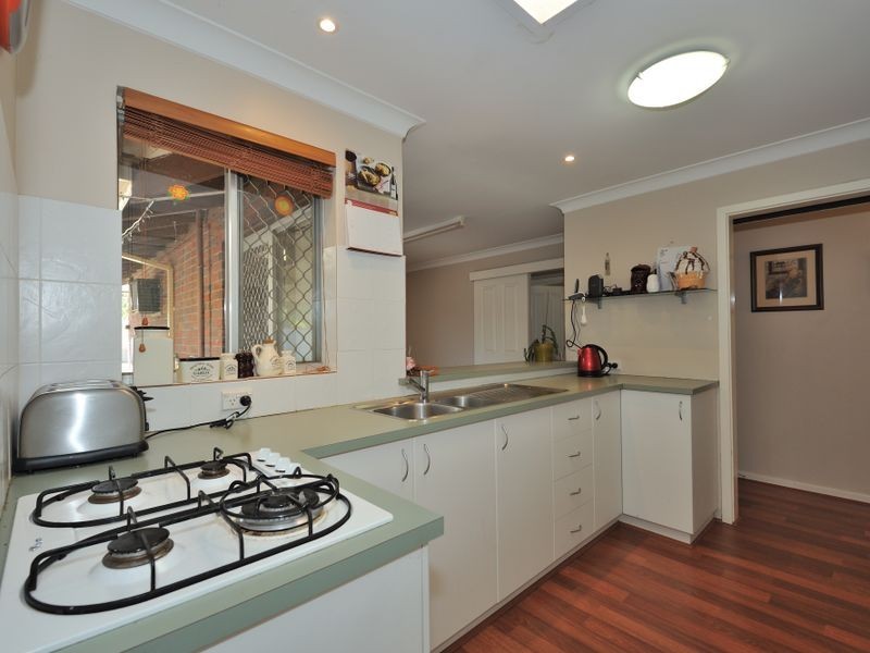 136 Sulphur Road, Parmelia WA 6167