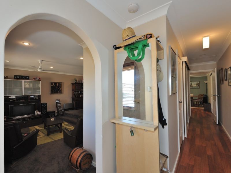 136 Sulphur Road, Parmelia WA 6167