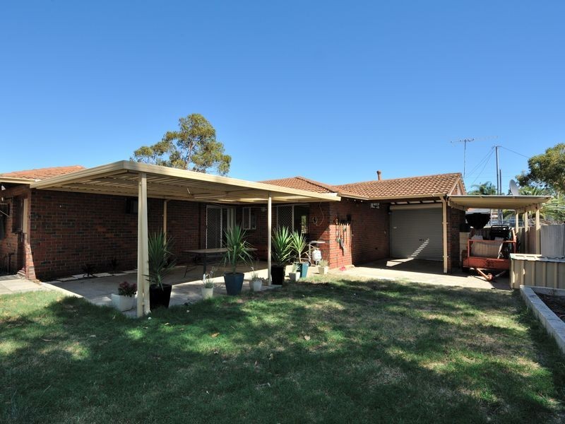 136 Sulphur Road, Parmelia WA 6167