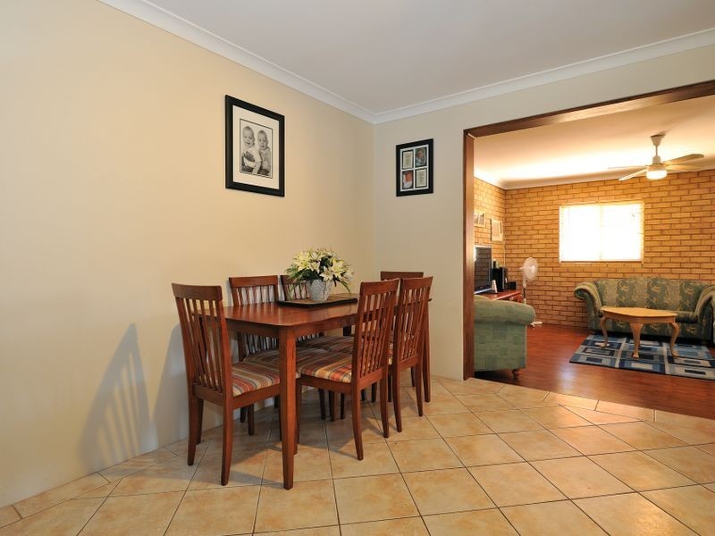 9 The Ramble, Parmelia WA 6167