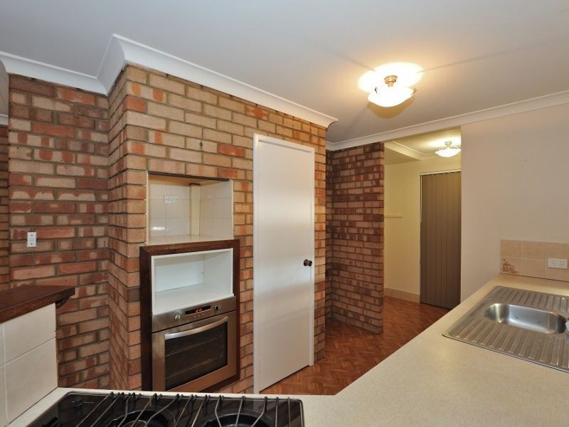 19 Conellan Terrace, Parmelia WA 6167
