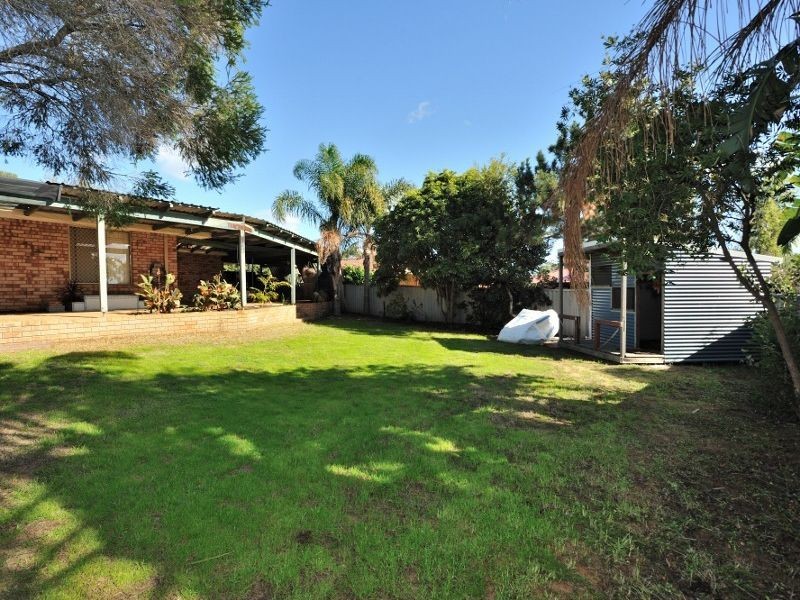 19 Conellan Terrace, Parmelia WA 6167