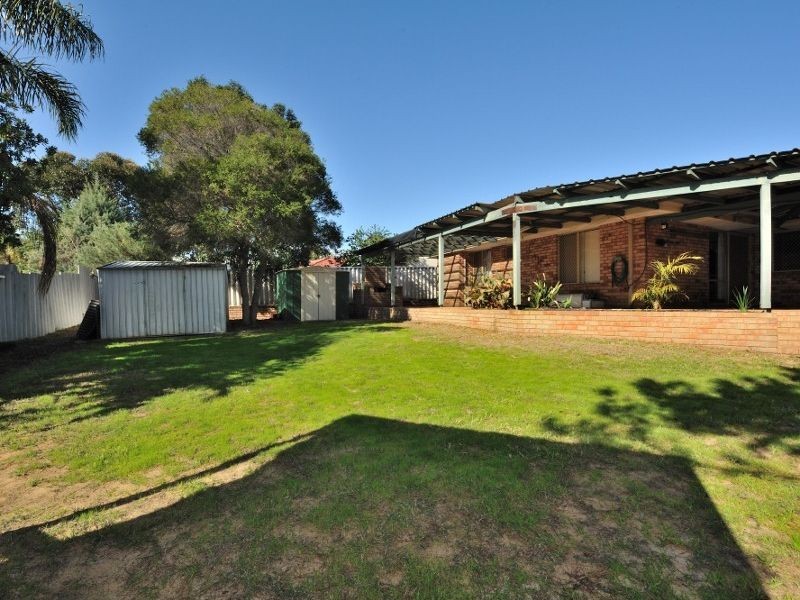 19 Conellan Terrace, Parmelia WA 6167