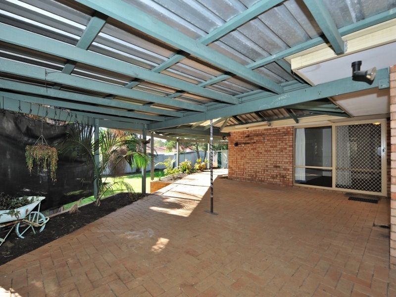19 Conellan Terrace, Parmelia WA 6167