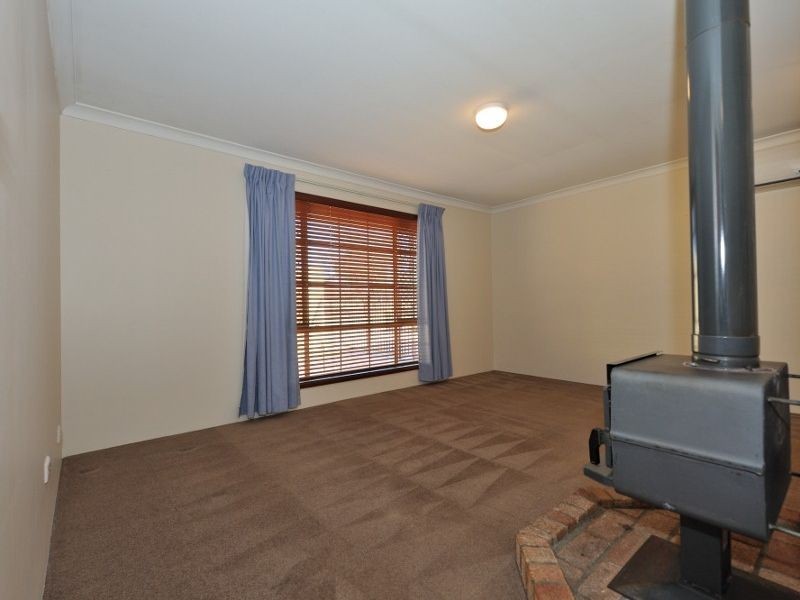 19 Conellan Terrace, Parmelia WA 6167