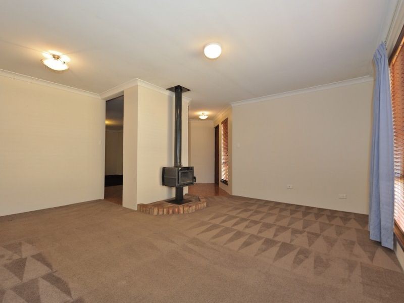 19 Conellan Terrace, Parmelia WA 6167