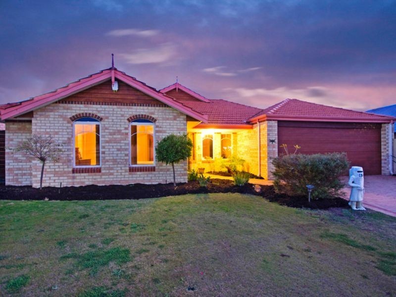 15 Tranby Way, Bertram WA 6167