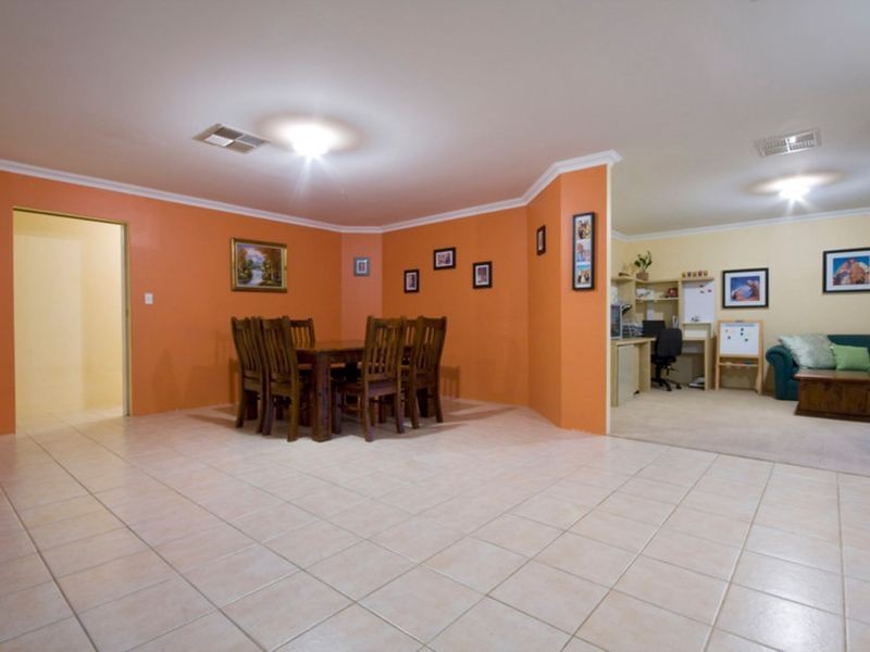 15 Tranby Way, Bertram WA 6167