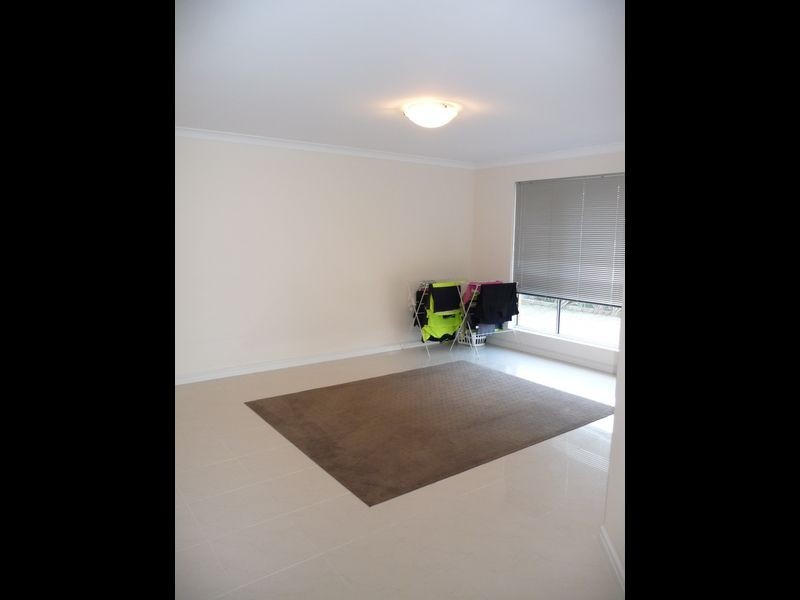 13 Limpet Way, Darling Downs WA 6122