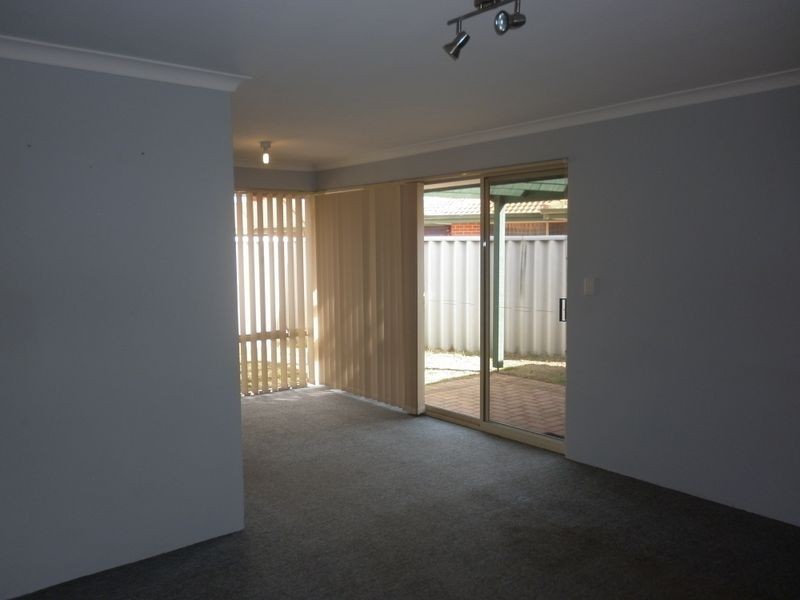 7/7 Greenlea Crescent, Warnbro WA 6169