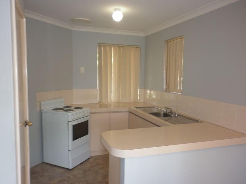 7/7 Greenlea Crescent, Warnbro WA 6169