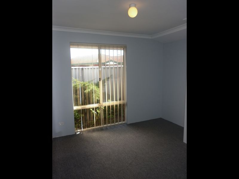 7/7 Greenlea Crescent, Warnbro WA 6169