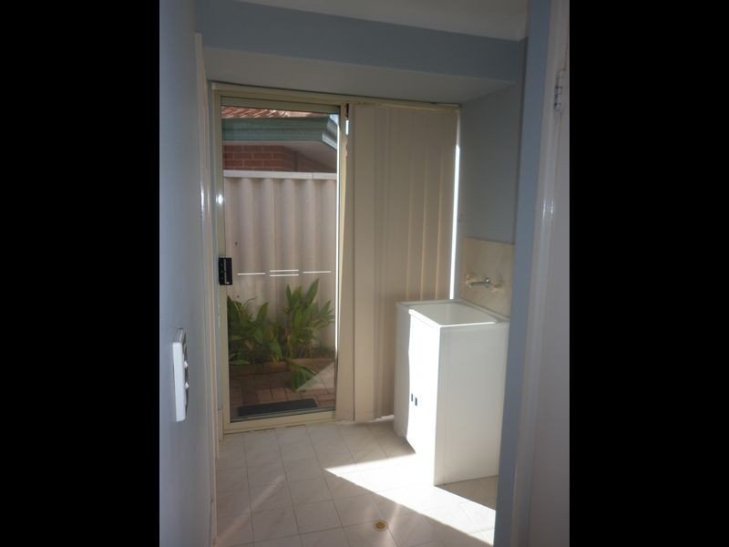 7/7 Greenlea Crescent, Warnbro WA 6169