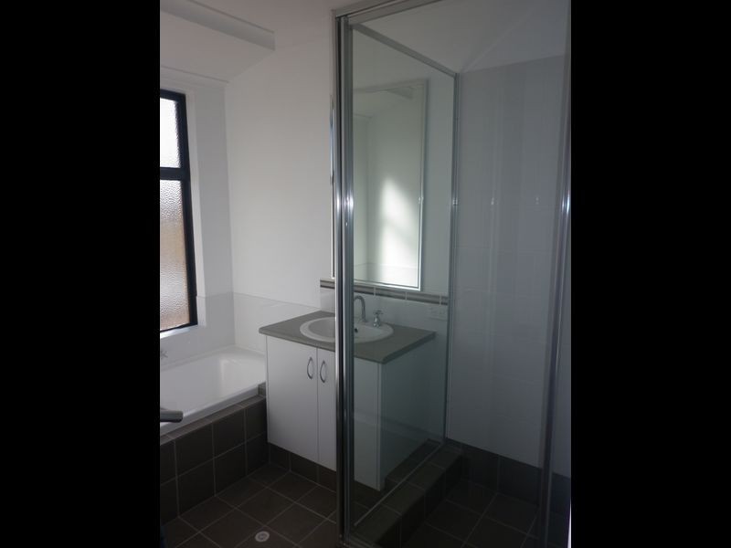 3 Garnet Way, Wellard WA 6170