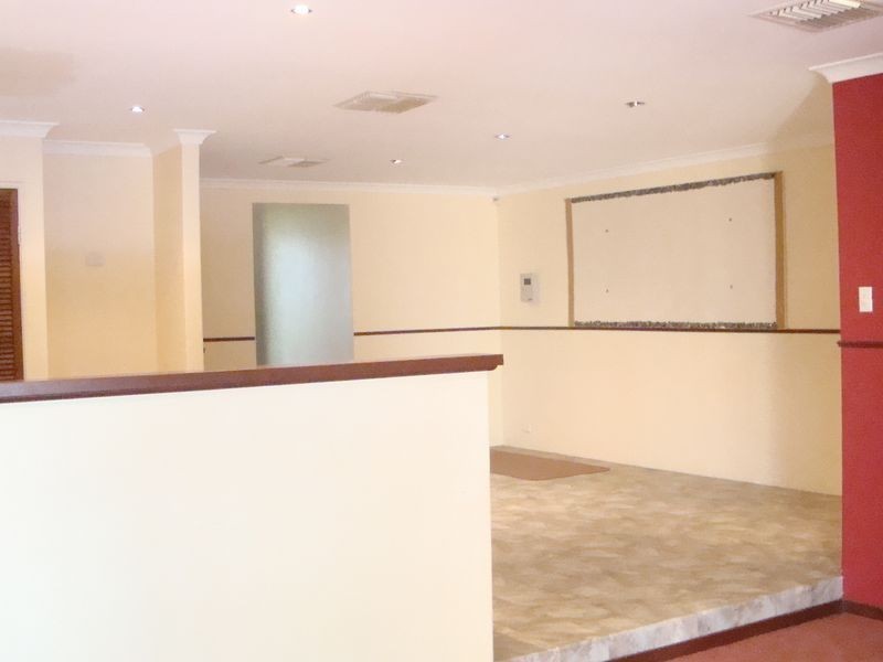 43 Whitebread Way, Leda WA 6170