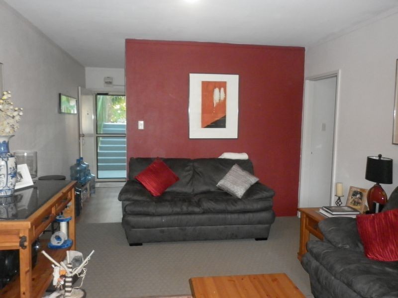 15/13 Milton Place, Orelia WA 6167