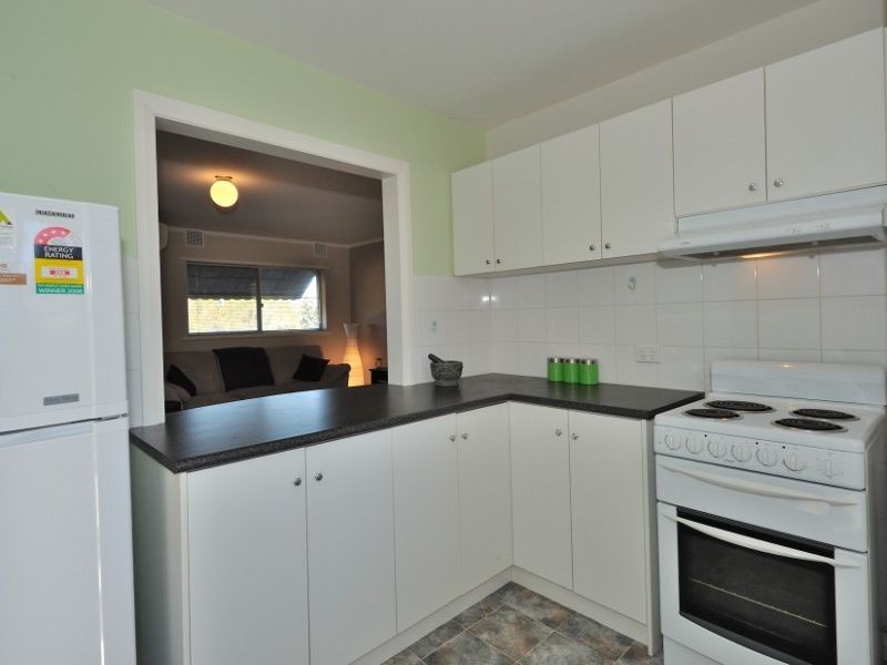 8/13 Reilly Street, Orelia WA 6167