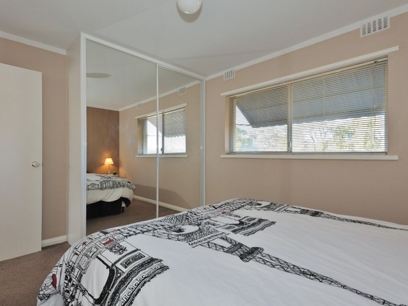 8/13 Reilly Street, Orelia WA 6167