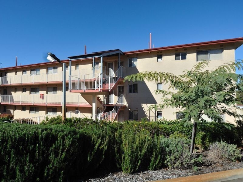 8/13 Reilly Street, Orelia WA 6167