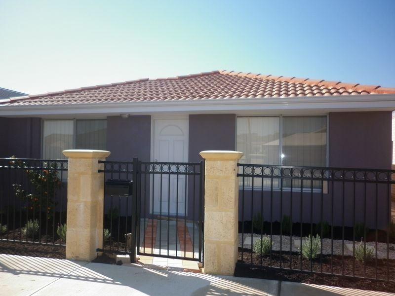 5 Datchet Turn, Bertram WA 6167