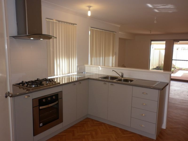 5 Datchet Turn, Bertram WA 6167
