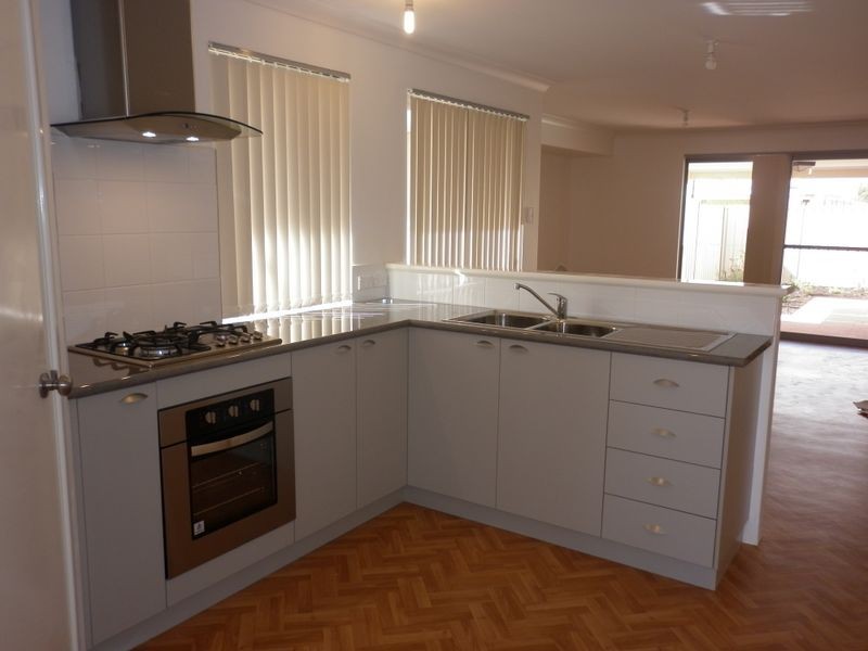 5 Datchet Turn, Bertram WA 6167
