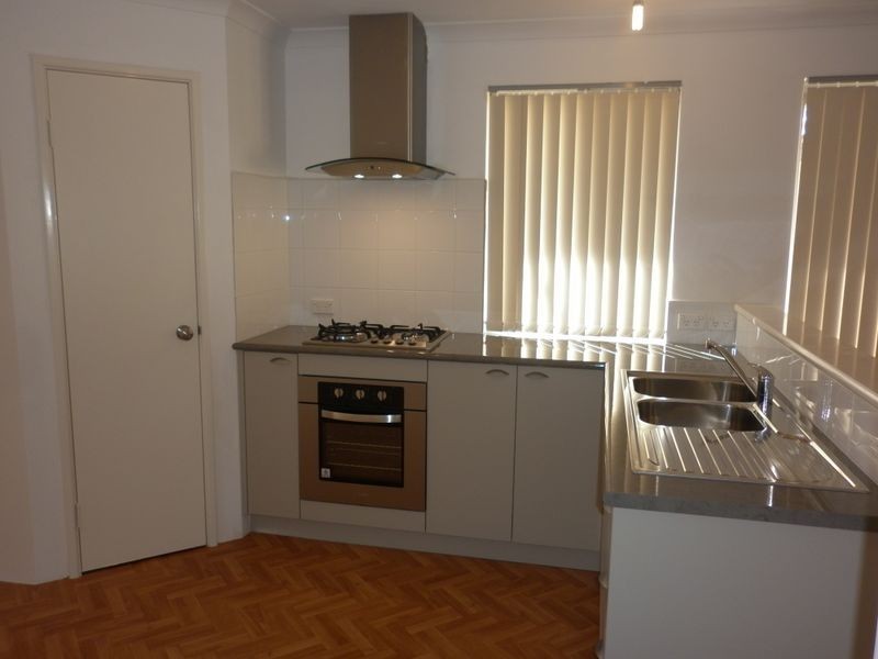 5 Datchet Turn, Bertram WA 6167