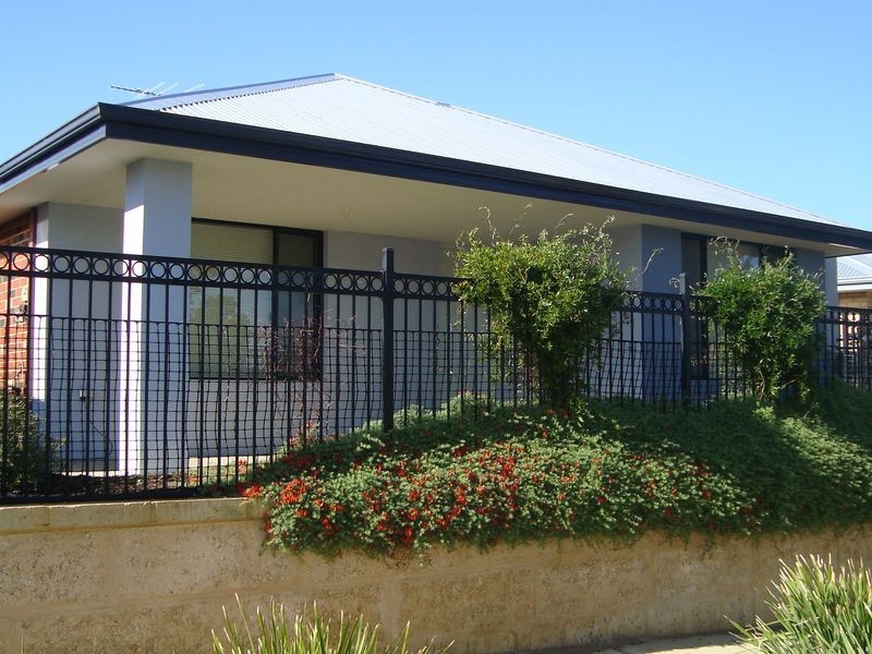 109 Runnymede Gate, Wellard WA 6170