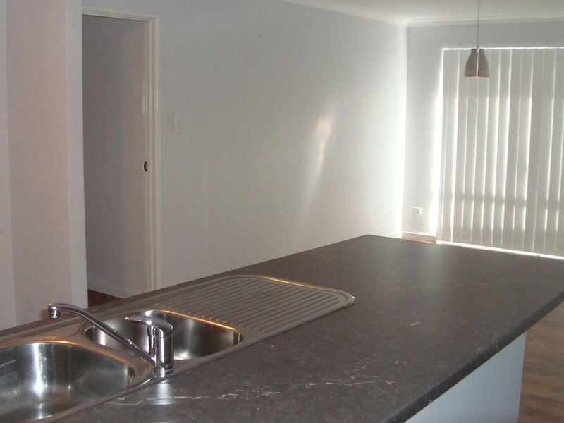 109 Runnymede Gate, Wellard WA 6170