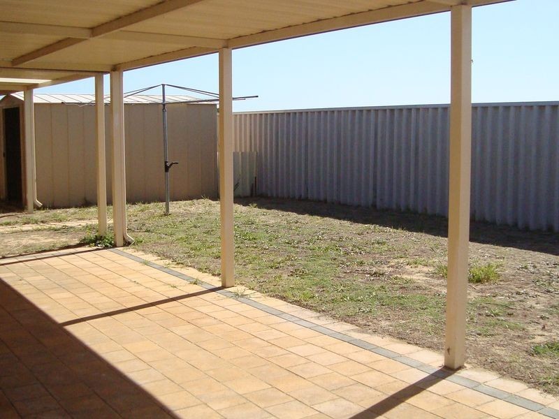 20 Nunney Road, Orelia WA 6167