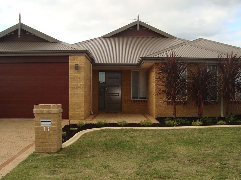 13 Limpet Way, Darling Downs WA 6122