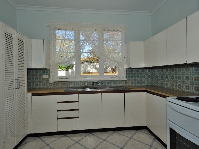 14 Kirkus Road, Medina WA 6167
