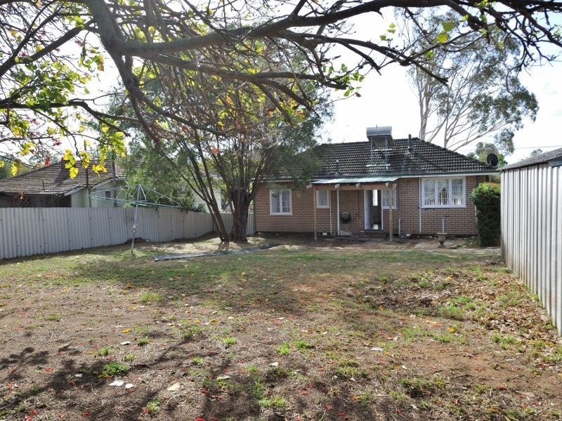 14 Kirkus Road, Medina WA 6167