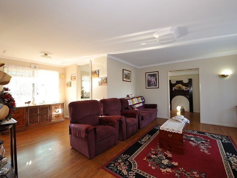 63 Hennessy Avenue, Orelia WA 6167