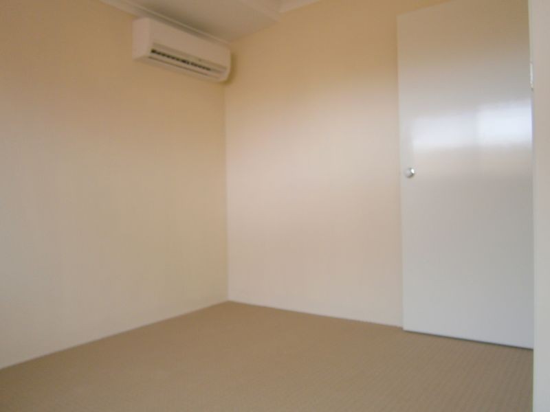 4 Corrour Bend, Bertram WA 6167