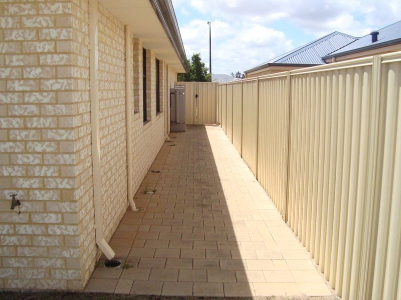 5 Everglades Link, Bertram WA 6167