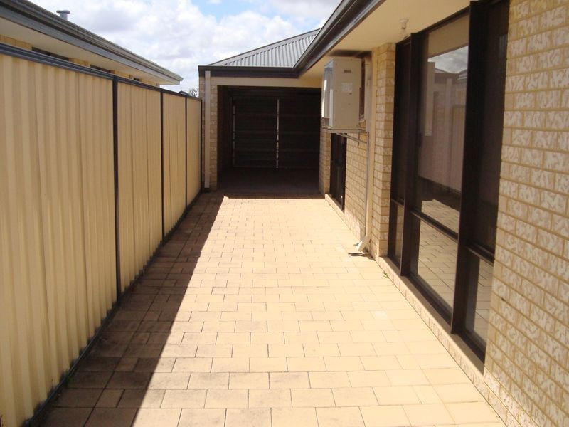 5 Everglades Link, Bertram WA 6167
