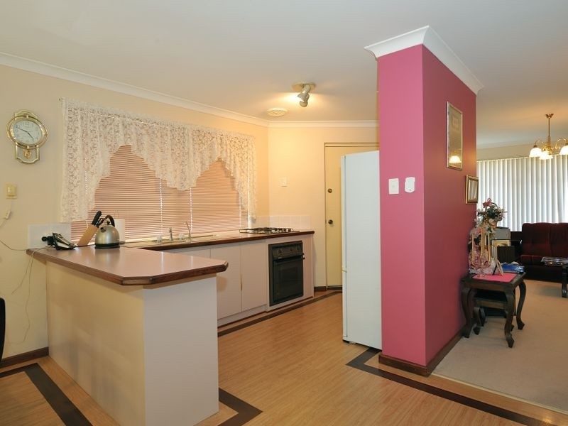 14 Hargrave Place, Parmelia WA 6167