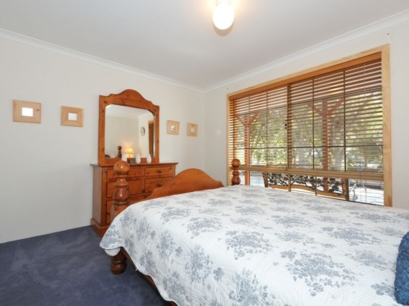 90 Silversmith Street, Wellard WA 6170