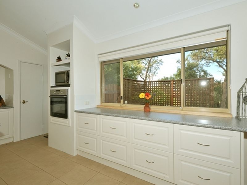 90 Silversmith Street, Wellard WA 6170